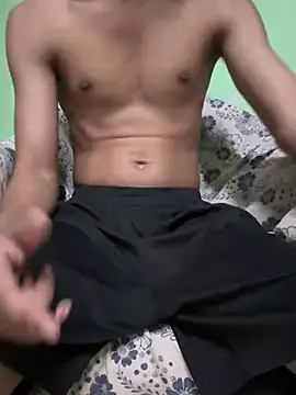 Snapshot of Privateseducer chatting on March 18, 11:33 am Privateseducer online show from March 18, 11:33 am