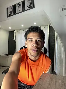 Romancartier 1 online show from April 19, 10:45 pm