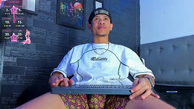 Romancartier 1 online show from October 12, 11:22 am