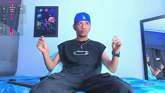 Romancartier 1 online show from September 18, 5:21 am