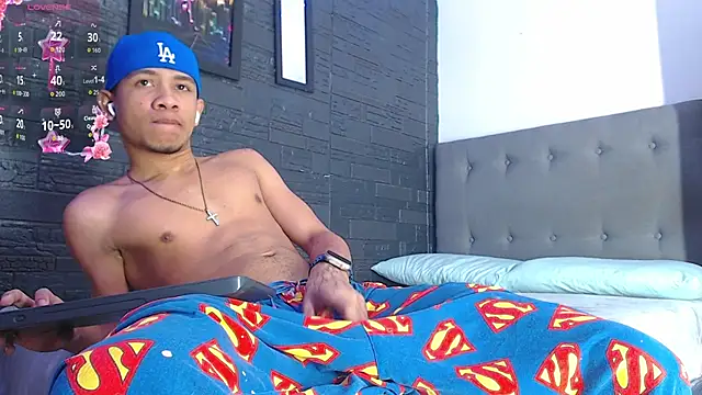 Romancartier 1 online show from October 17, 11:01 am