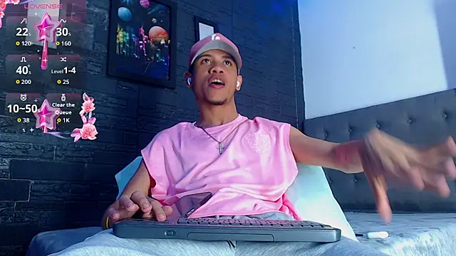 Romancartier 1 online show from October 18, 10:50 am