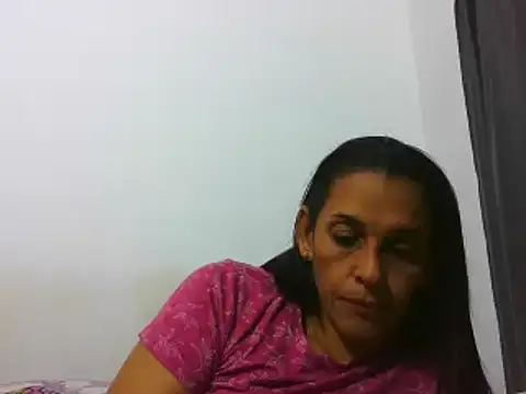 Snapshot of latinbrunettet chatting on March 3, 12:39 pm latinbrunettet online show from March 3, 12:39 pm