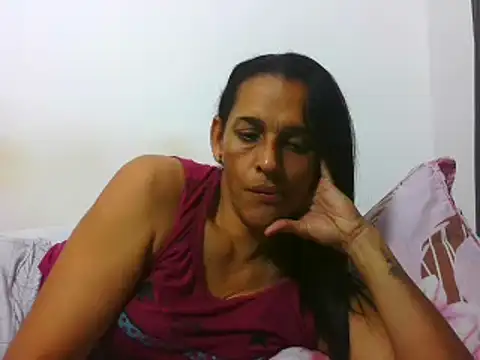 Snapshot of latinbrunettet chatting on March 18, 2:39 pm latinbrunettet online show from March 18, 2:39 pm