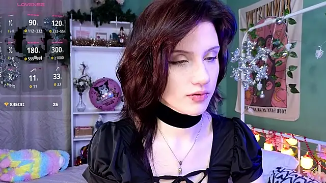 dark vamp  online show from December 19, 6:10 pm