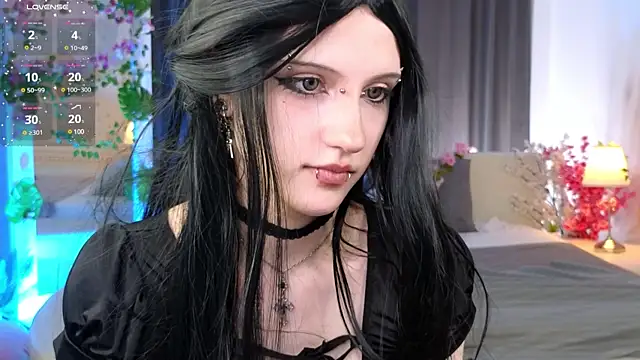dark vamp  online show from March 4, 4:20 pm