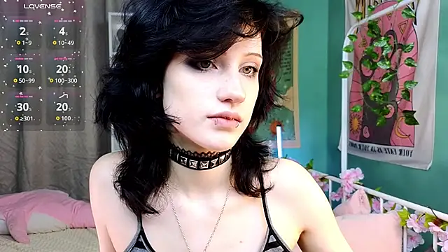 dark vamp  online show from October 14, 5:13 pm