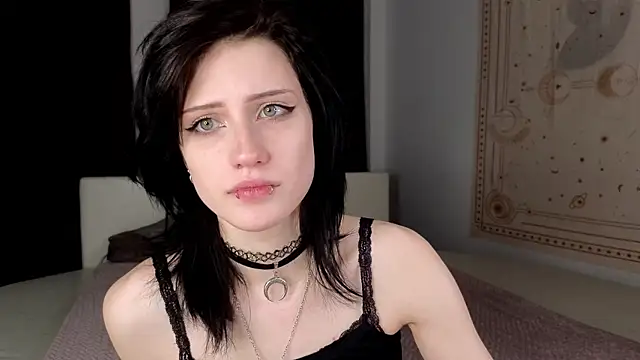 dark vamp  online show from October 18, 11:23 am