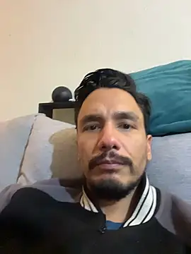 Ginessy online show from December 19, 8:06 am