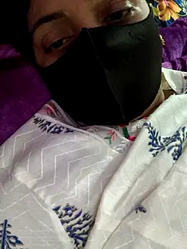 PeaCoooock online show from November 5, 5:38 pm