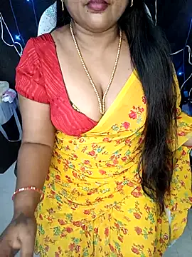 Snapshot of honey-sexy chatting on February 17, 10:07 am honey-sexy online show from February 17, 10:07 am