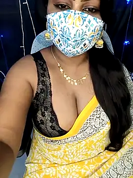 Snapshot of honey-sexy chatting on March 1, 9:07 am honey-sexy online show from March 1, 9:07 am