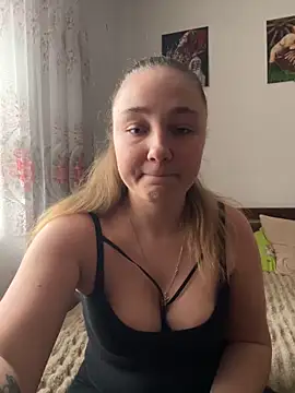 Joannakiss online show from February 7, 11:51 am