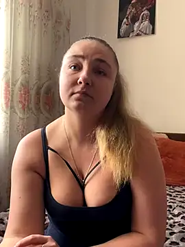 Joannakiss online show from November 17, 11:47 am