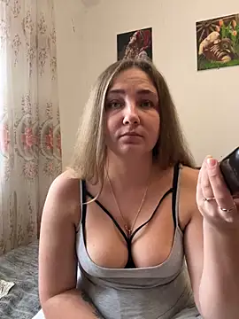 Joannakiss online show from November 7, 9:47 am