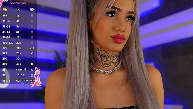 blondie muller online show from December 1, 9:04 pm