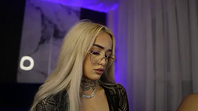 blondie muller online show from February 7, 9:01 pm