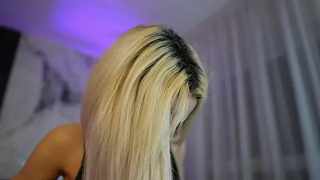 blondie muller online show from March 29, 7:59 pm