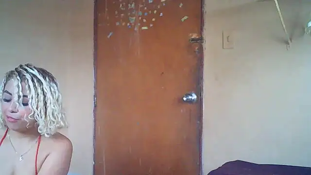 Lucy White   online show from March 8, 7:17 pm