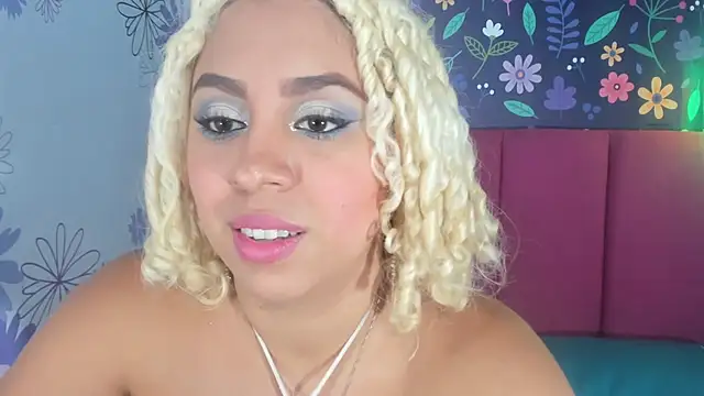 Lucy White   online show from October 7, 8:10 pm