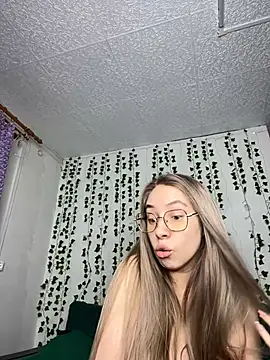 Kitty Katrine online show from February 25, 6:33 pm