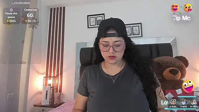 Snapshot of meikochoe chatting on March 8, 8:03 pm meikochoe online show from March 8, 8:03 pm
