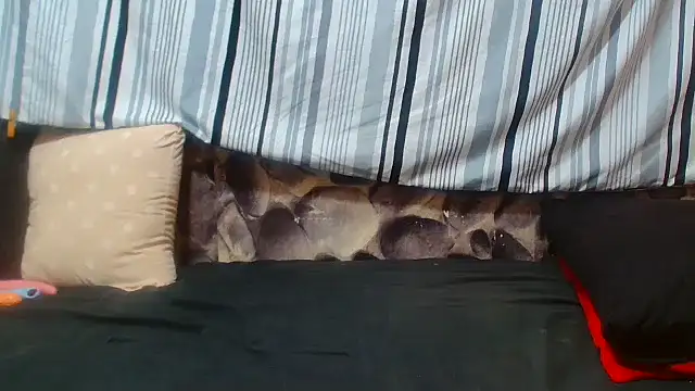 AfricanBigAssxx98 online show from April 15, 10:10 am