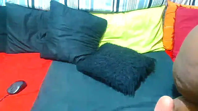 Snapshot of AfricanBigAssxx98 chatting on June 12, 8:06 pm AfricanBigAssxx98 online show from June 12, 8:06 pm