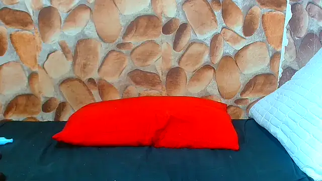 AfricanBigAssxx98 online show from April 4, 8:32 am