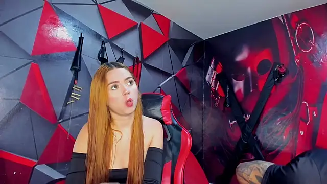 Hana and Zeta online show from January 9, 12:23 pm