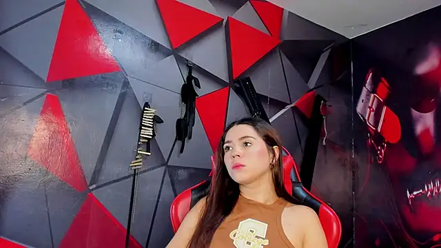 Snapshot of Hana_and_Zeta chatting on November 10, 12:10 pm Hana and Zeta online show from November 10, 12:10 pm