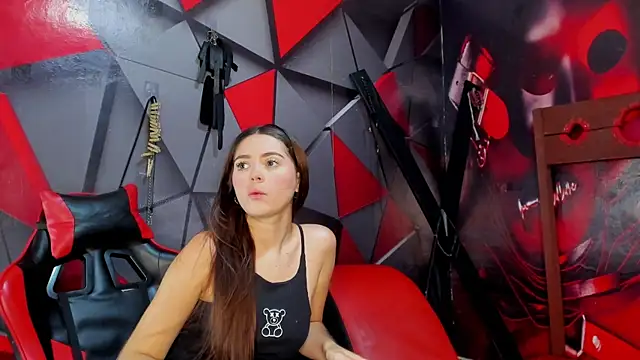 Snapshot of Hana_and_Zeta chatting on November 4, 12:20 pm Hana and Zeta online show from November 4, 12:20 pm