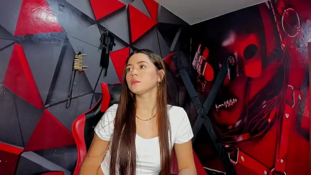 Snapshot of Hana_and_Zeta chatting on November 5, 12:19 pm Hana and Zeta online show from November 5, 12:19 pm