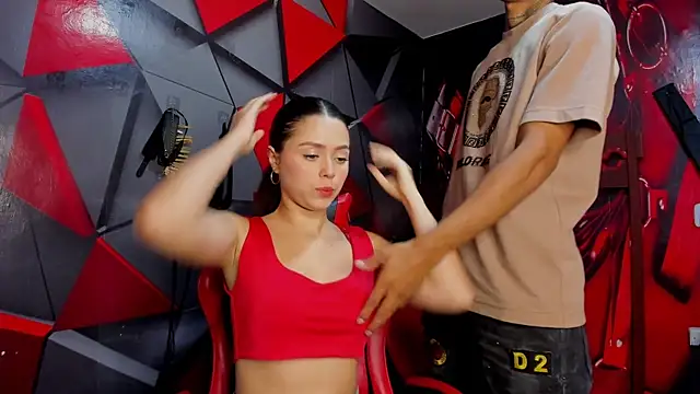 Snapshot of Hana_and_Zeta chatting on October 26, 12:16 pm Hana and Zeta online show from October 26, 12:16 pm