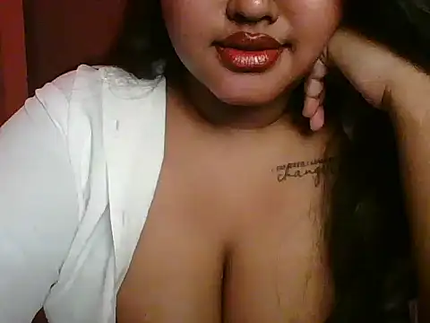 Snapshot of Your-love-12 chatting on November 10, 4:23 pm Your-love-12 online show from November 10, 4:23 pm