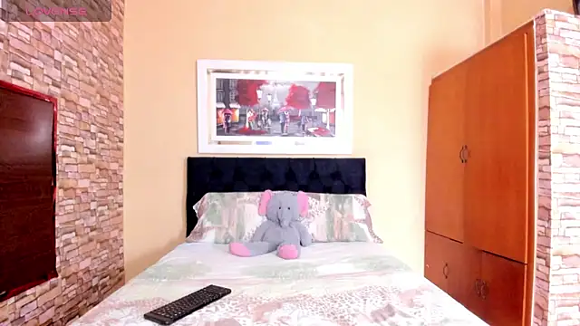 mariana mauricio hot online show from February 19, 7:44 pm