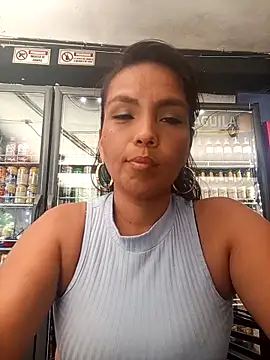 mariana mauricio hot online show from April 1, 9:12 pm