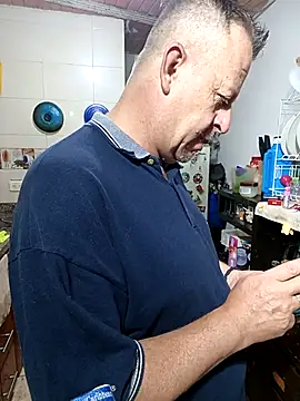 Snapshot of ZuriandAlex chatting on October 26, 11:16 pm ZuriandAlex online show from October 26, 11:16 pm