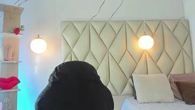 angelswets online show from April 28, 1:59 pm