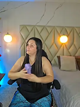 angelswets online show from April 2, 12:45 pm