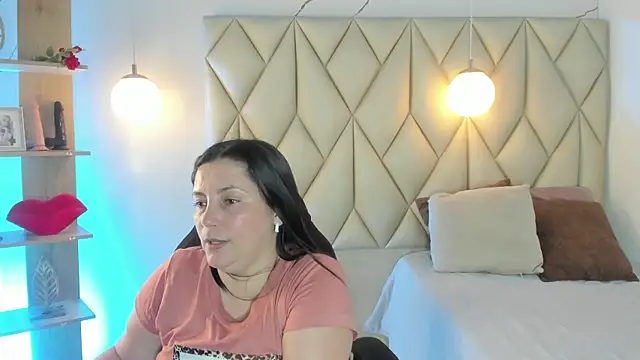 angelswets online show from May 28, 2:12 pm