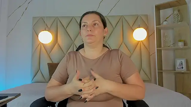 angelswets online show from November 23, 1:43 pm