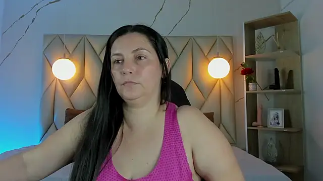 angelswets online show from February 11, 1:55 pm