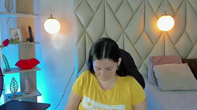 angelswets online show from April 6, 2:18 pm