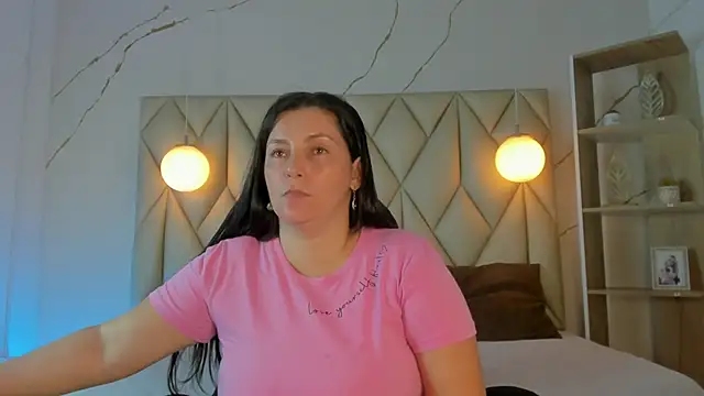 angelswets online show from December 2, 1:46 pm