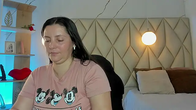 angelswets online show from May 29, 2:12 pm