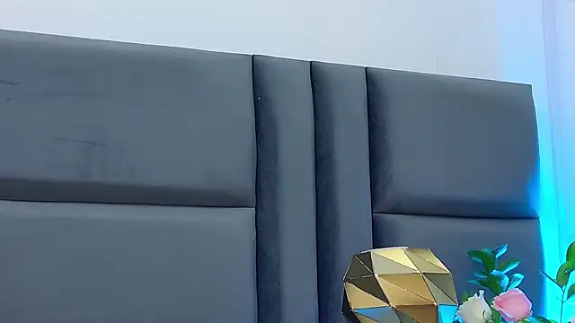 VanessaGlenn online show from March 20, 12:11 am