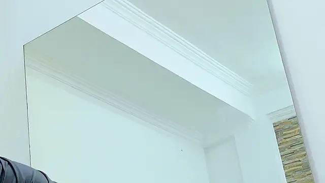 VanessaGlenn online show from March 21, 3:27 pm