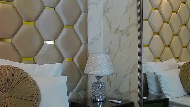 VanessaGlenn online show from February 11, 8:41 pm