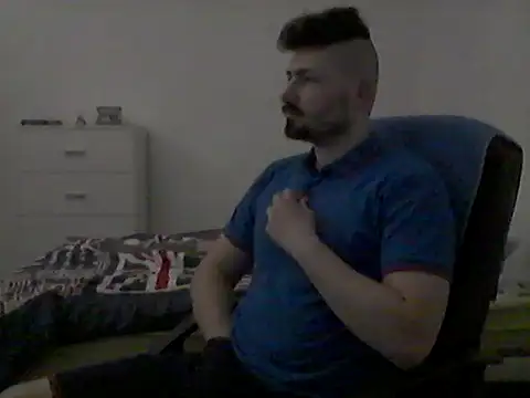 Snapshot of Hkl95555 chatting on October 25, 7:58 pm Hkl95555 online show from October 25, 7:58 pm